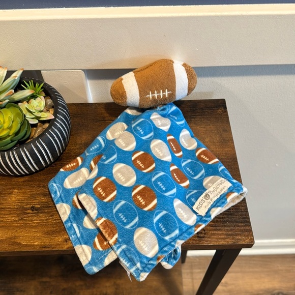 Football lovey by kids Preferred football plush secretly blanket blue and gray - Picture 1 of 8